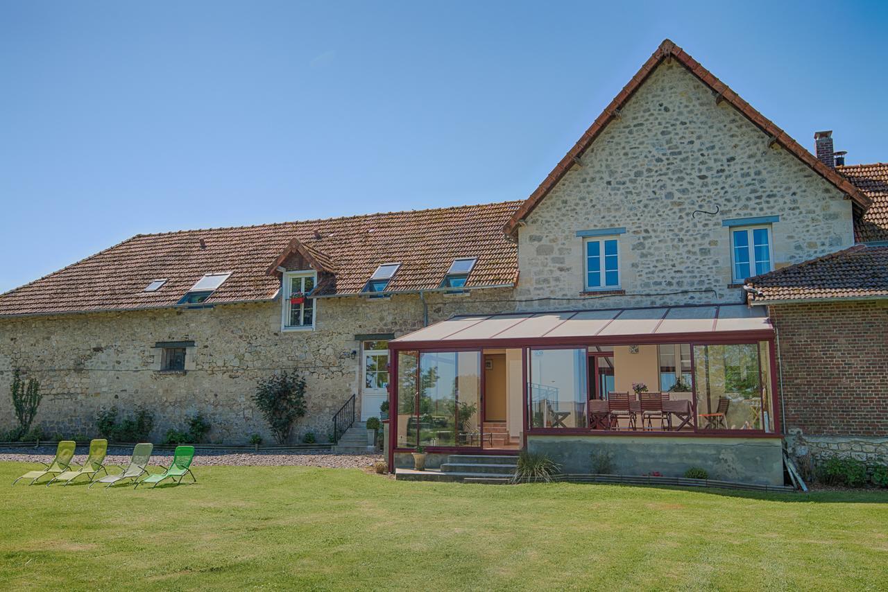Au Jardin Fleuri Villa Vauxaillon Exterior photo